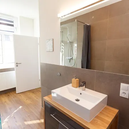 Fullhouse - Zwickau - F45 Apartments - Smarttv - Nespresso Exterior foto